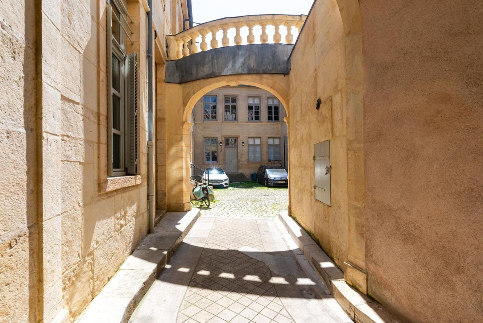 "De Bretagne" - Hotel Particulier Dijon Buitenkant foto