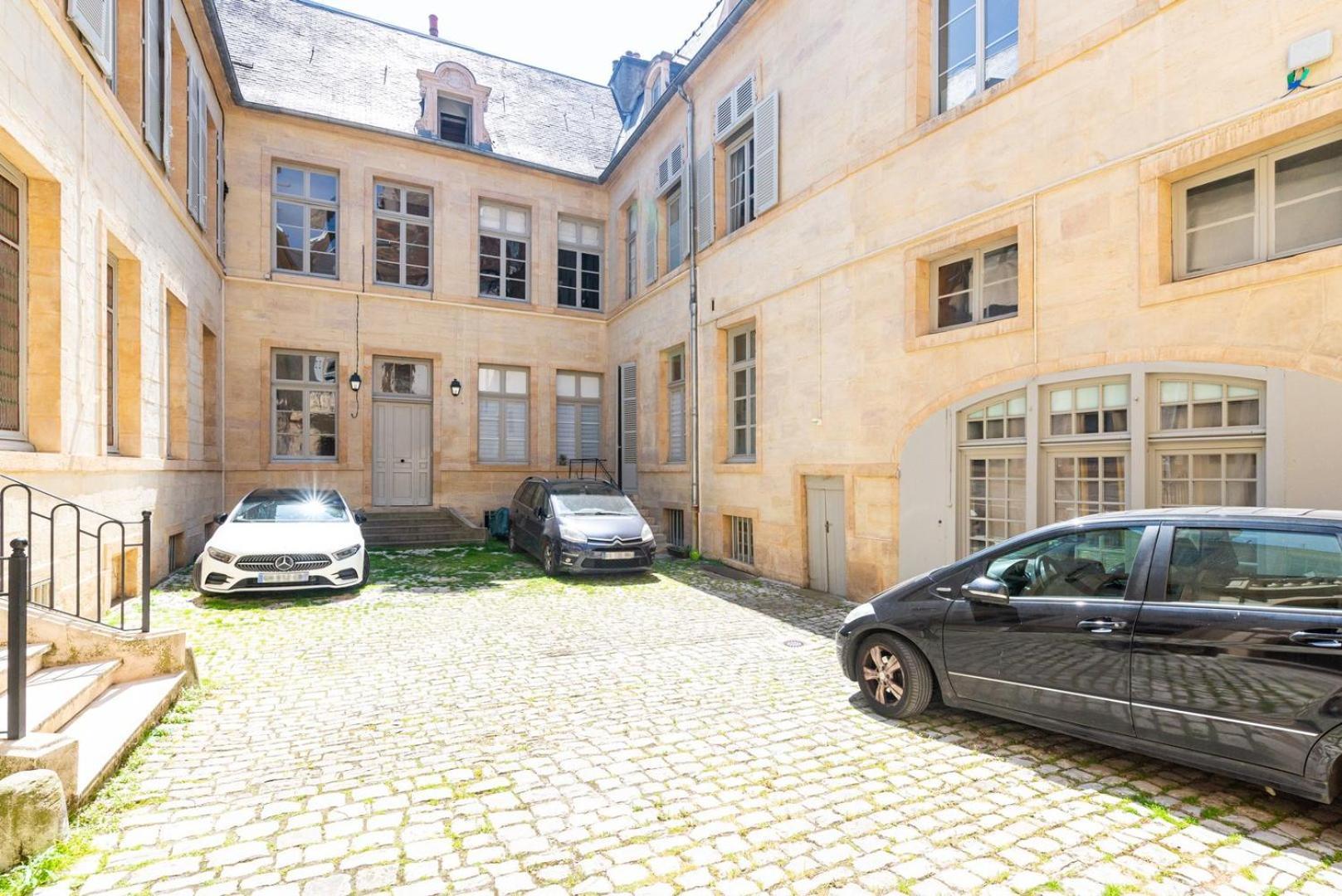 "De Bretagne" - Hotel Particulier Dijon Buitenkant foto